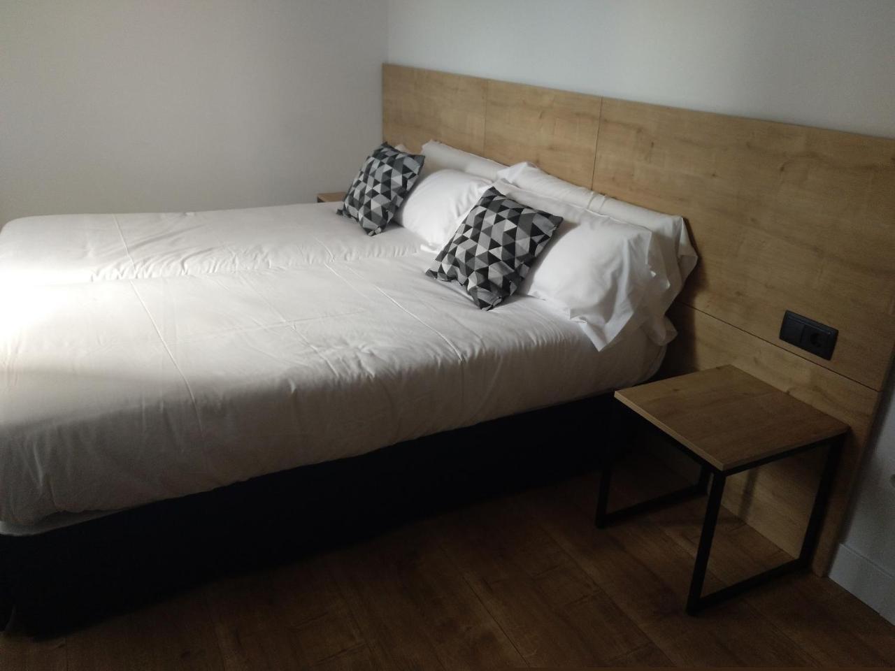 Hotel Entrerailes Casalarreina Ngoại thất bức ảnh
